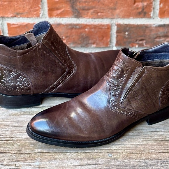 Robert Graham GORDON Men’s Skulls Brown Embossed Leather Zip Boots Sz 10 - Picture 1 of 10